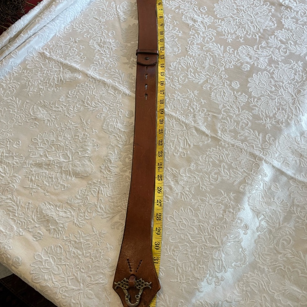 Vintage 70s leather belt with great hardware. Unmarked Etienne Aigner? - Picture 15 of 16